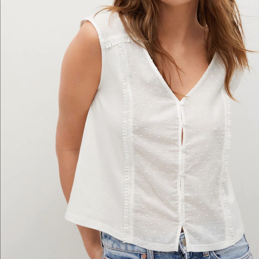 MANGO Dotted Swiss cotton top never worn new but no tags
